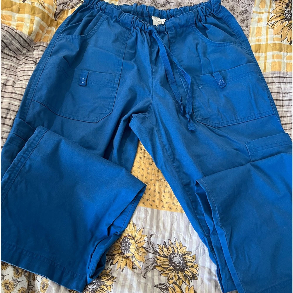 Uniform Advantage Butter soft brand scrubs. Sold as a set.
